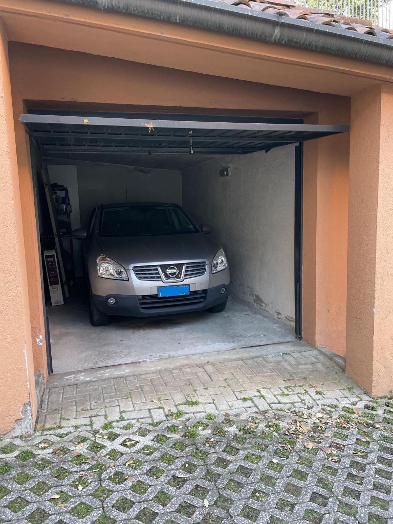 Little Marina Apartment Malgrate Exterior photo
